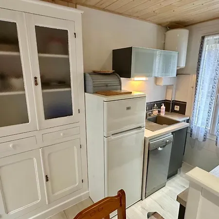 Les Myrtilles Dore 6pers بيت للعطل